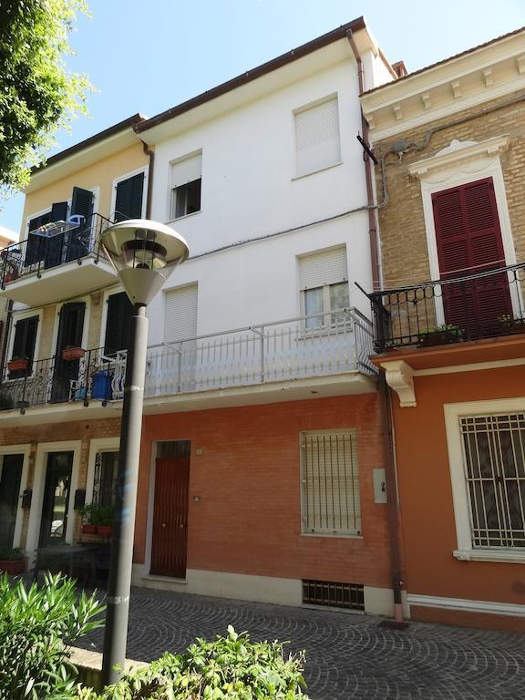 B&B Zi Pasquale Porto Recanati Exteriör bild