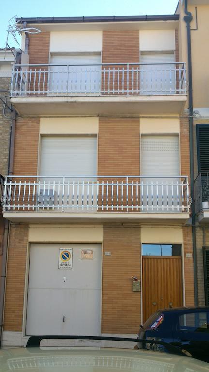 B&B Zi Pasquale Porto Recanati Exteriör bild